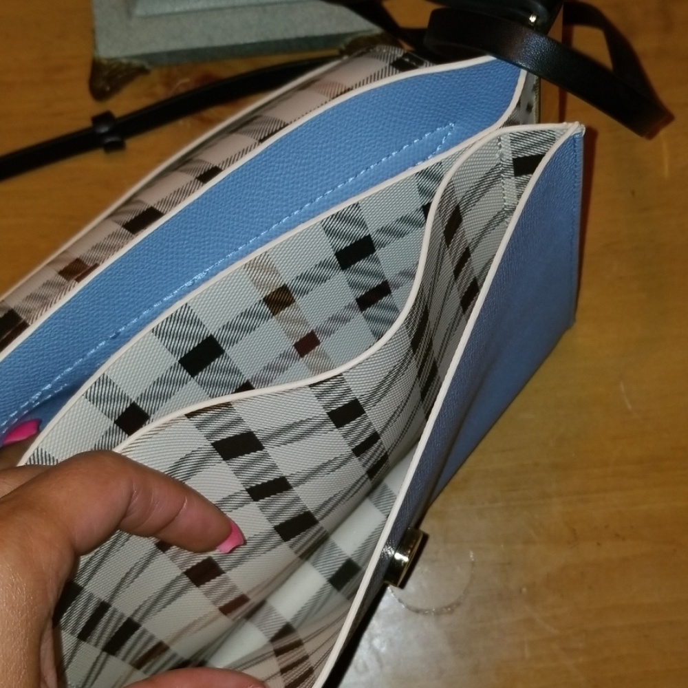 Leather Crossbody purse - Picture 4 of 4